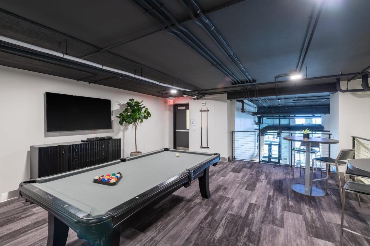 Skywalk To Fiserv 1Br With Rooftop, Gym, And Parking Milwaukee Exterior photo