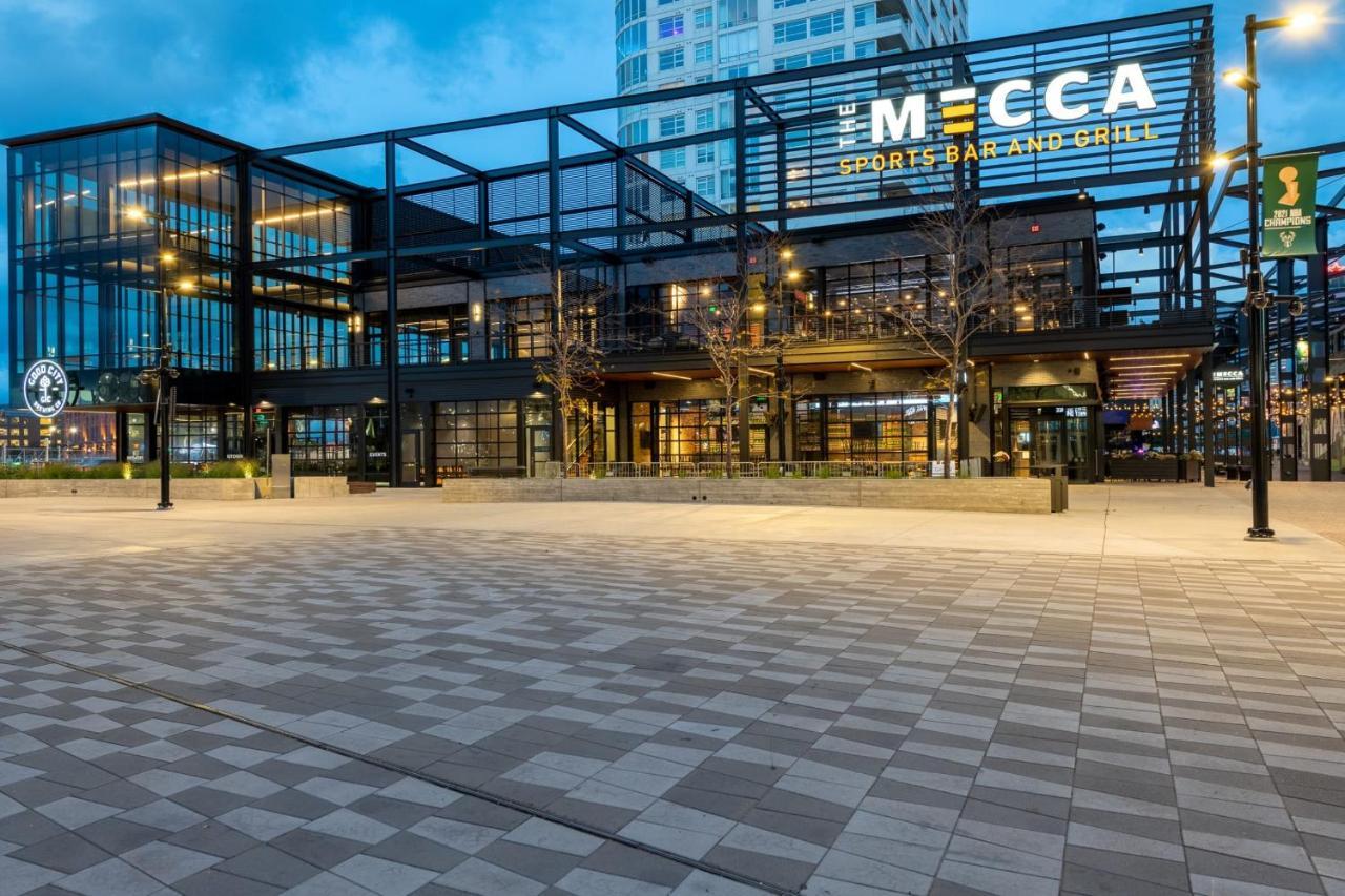 Skywalk To Fiserv 1Br With Rooftop, Gym, And Parking Milwaukee Exterior photo